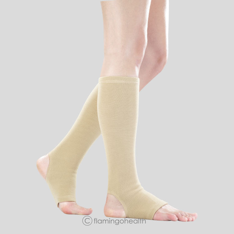 Flamingo Premium Below Knee Stockings - Medium (Color May Vary) 